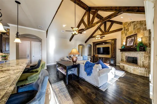 254 Maral Lane, Azle, TX 76020