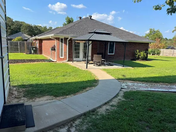 13213 Lauren, Lindale, TX 75771