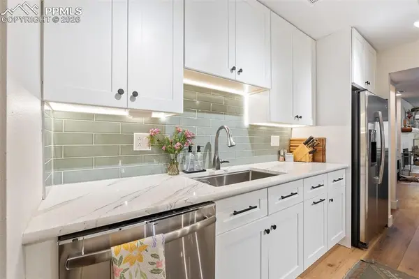 89 W Boulder ST, Colorado Springs, CO 80903