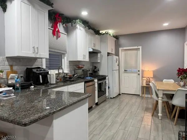 313 Washington Ave, Elizabeth City, NJ 07202