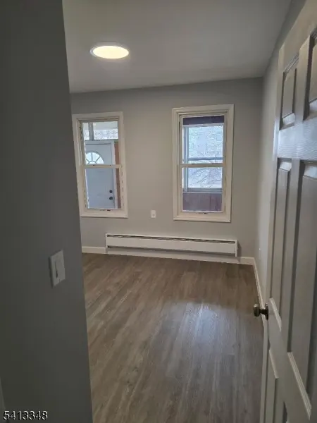 812 Bayway Ave #1A, Elizabeth City, NJ 07202