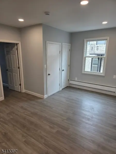 812 Bayway Ave #2B, Elizabeth City, NJ 07202