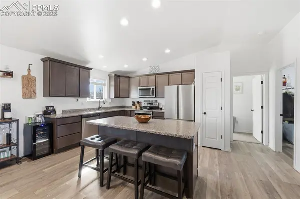 730 S Sterling DR, Pueblo, CO 81007