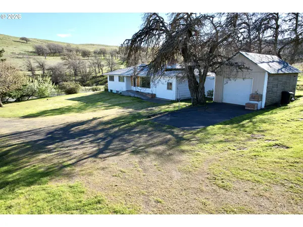 4925 Seven Mile Hill RD, The Dalles, OR 97058
