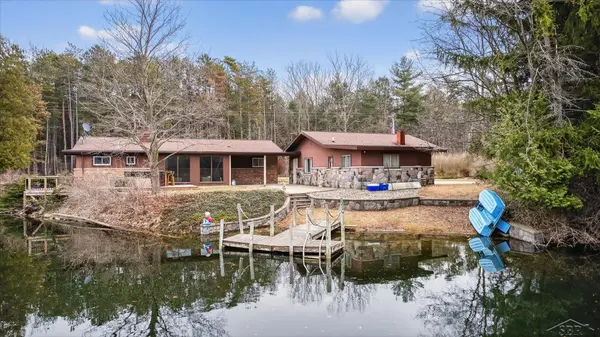 4403 N Raucholz RD, Richland Twp, MI 48626