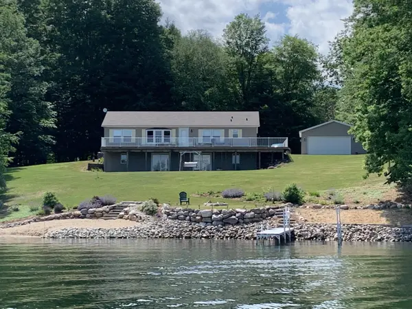 23004 Miramichi DR, Chippewa Twp, MI 49631