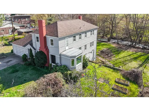 1002 W 11TH ST, The Dalles, OR 97058