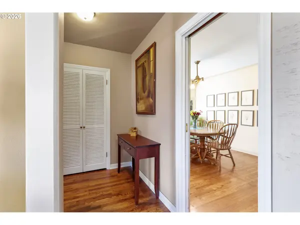 1002 W 11TH ST, The Dalles, OR 97058