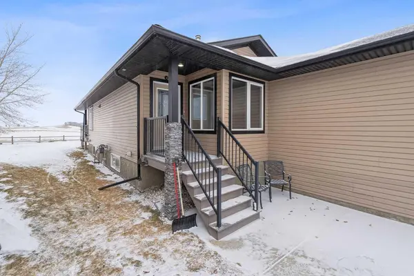 10 Speargrass BLVD, Carseland, AB T0J 0M0