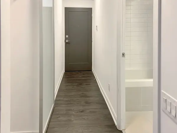 42 Charles ST E #2710, Toronto C08, ON M4Y 0B7