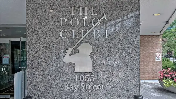 1055 Bay ST #504, Toronto C01, ON M5S 3A3