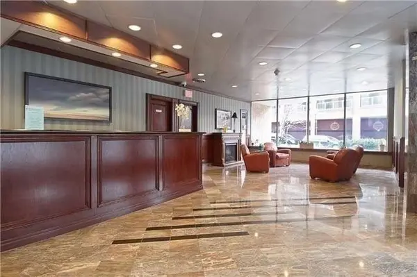 1055 Bay ST #504, Toronto C01, ON M5S 3A3