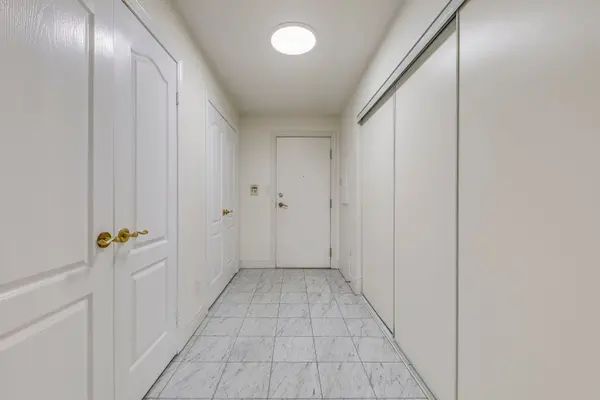 5418 Yonge ST #1805, Toronto C07, ON M2N 6X4