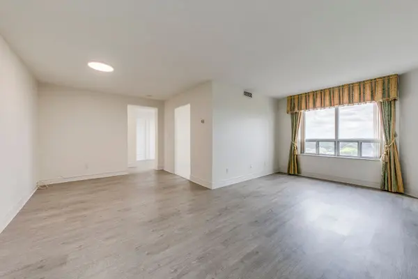 5418 Yonge ST #1805, Toronto C07, ON M2N 6X4