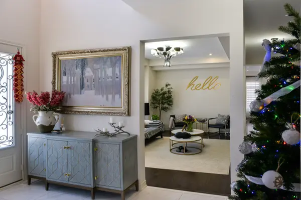 14 Dr Pearson CT, East Gwillimbury, ON L9N 0L6