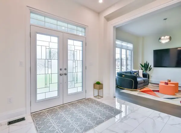 8 Forest Heights CT, Oro-medonte, ON L0L 2E0