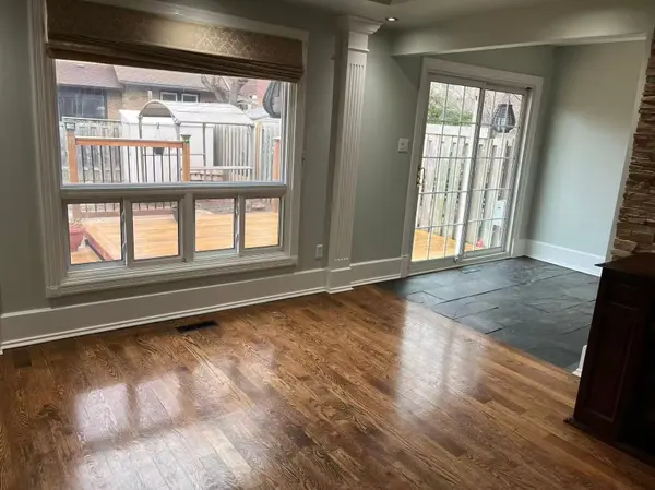 2222 Munn's AVE, Oakville, ON L6H 3M8