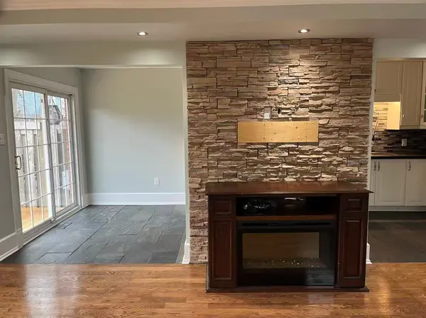 2222 Munn's AVE, Oakville, ON L6H 3M8