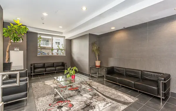 812 Lansdowne AVE #1115, Toronto W02, ON M6H 4K5