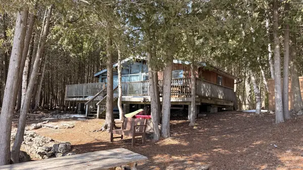 14 Catapillar LN, South Bruce Peninsula, ON N0H 2T0