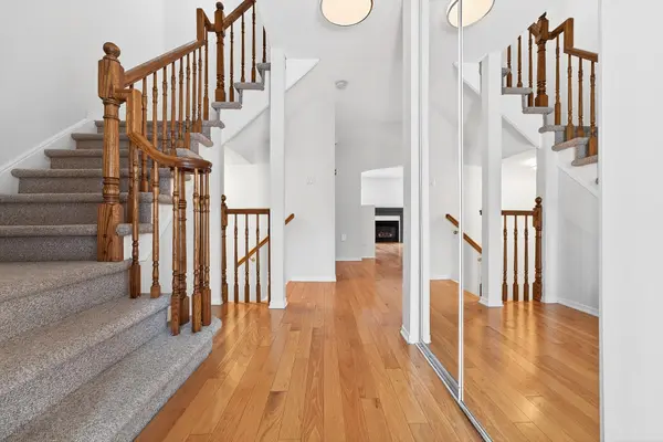 80 Goldridge DR, Kanata, ON K2T 1E9