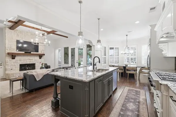 3863 Guinn Gate Drive, Frisco, TX 75034