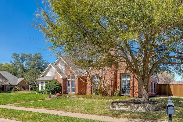 6901 April Way Circle, Plano, TX 75023