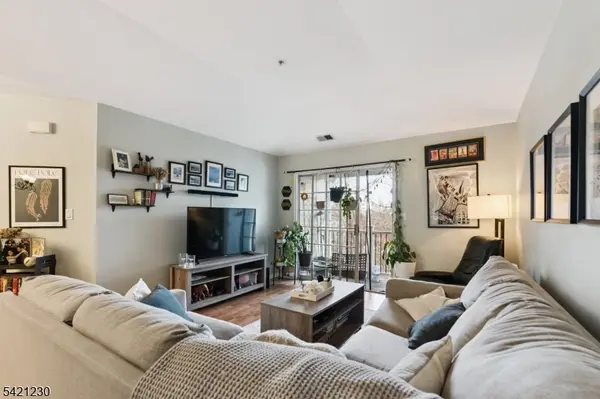 1634 Waterford Dr #1634, Edison Twp., NJ 08817