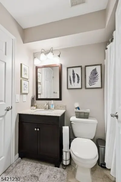 1634 Waterford Dr #1634, Edison Twp., NJ 08817