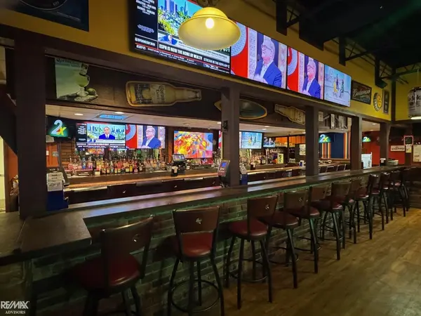 50285 Mound RD, Shelby Twp, MI 48317