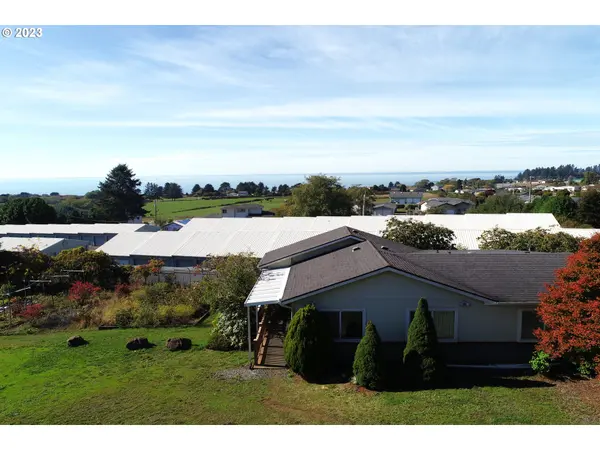 15282 HIGHWAY 101, Brookings, OR 97415