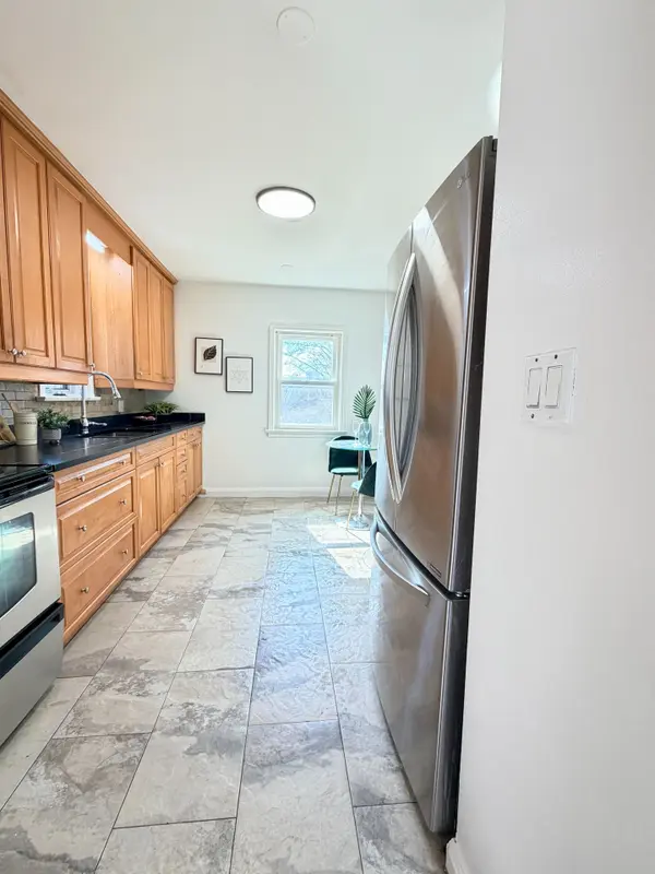 12 Roselm RD, Toronto E04, ON M1R 3Y6