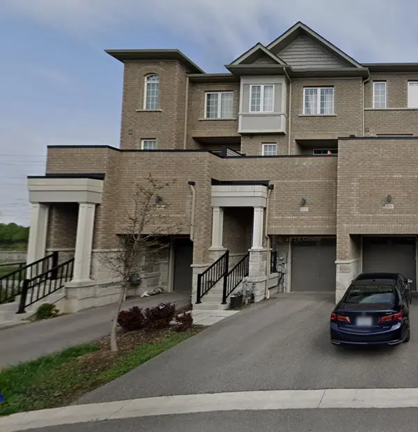 167 Harding Park ST, Newmarket, ON L3Y 0E3