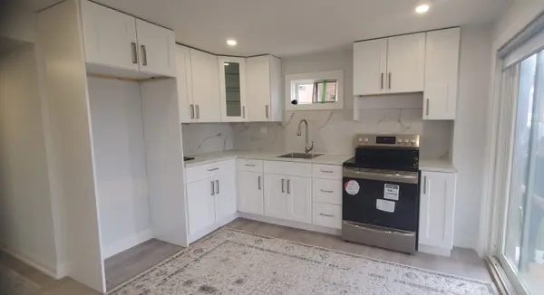 37 Bill Guy DR, Georgina, ON L4P 0H9