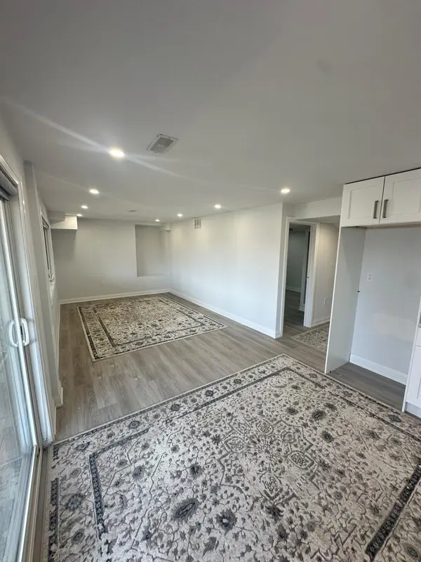 37 Bill Guy DR, Georgina, ON L4P 0H9