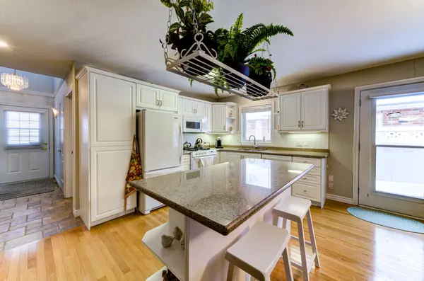 275 Huron ST #8, Clearview, ON L0M 1S0