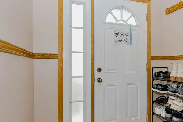 20 Normajean AVE, Hamilton, ON L8W 1S2