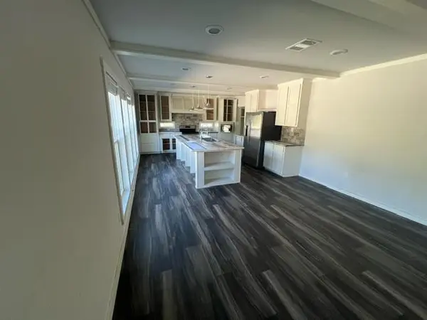 705 W Pierce Street, Winters, TX 79567