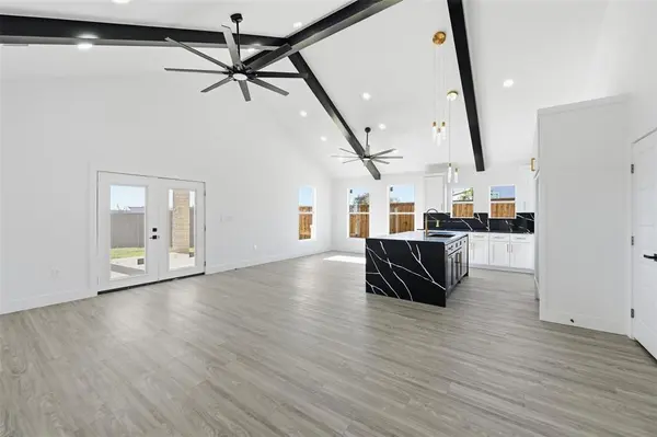 2618 Gooch Street, Dallas, TX 75241