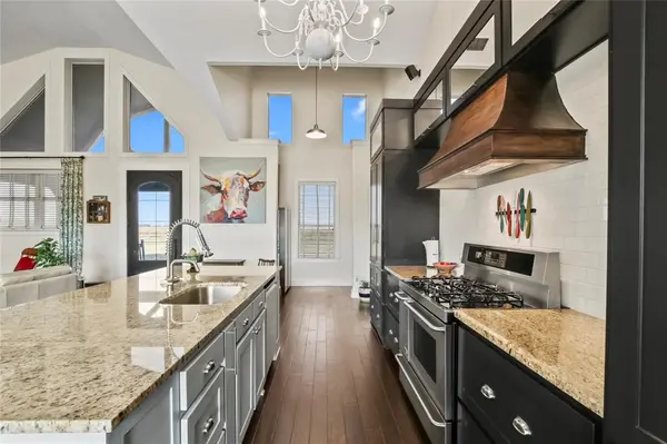 125 George Owens Road, Ponder, TX 76259