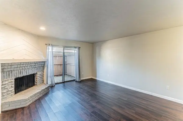 875 Dublin Drive #B, Richardson, TX 75080