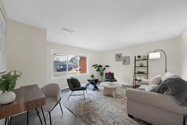 5432 Dennis Avenue, Fort Worth, TX 76114