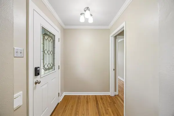 1131 Wicklow Drive, Dallas, TX 75218