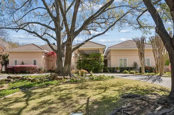 14900 Winnwood Road, Addison, TX 75254