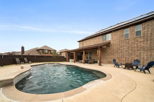 262 Firelight Drive, Waxahachie, TX 75165