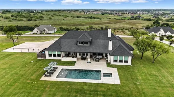 148 Overlook Drive, Aledo, TX 76008