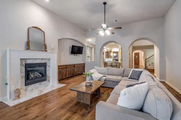 11321 Dujon Lane, Dallas, TX 75218