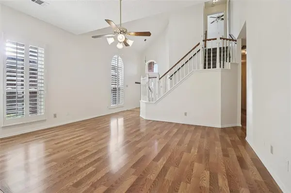 3017 Eagles Nest Drive, Bedford, TX 76021