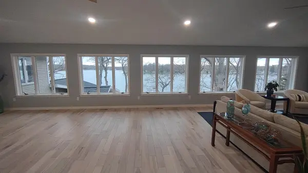 851 Roselle ST, Leoni Twp, MI 49201