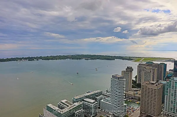 138 Downes ST #6907, Toronto C08, ON M5E 0E4